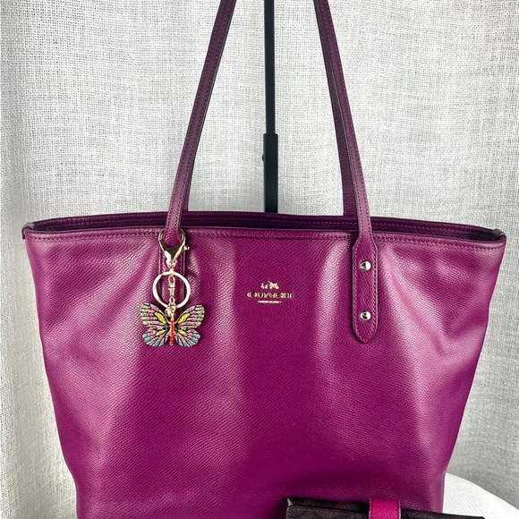 Coach Handbags - Coach Rich Purple Leather Tote